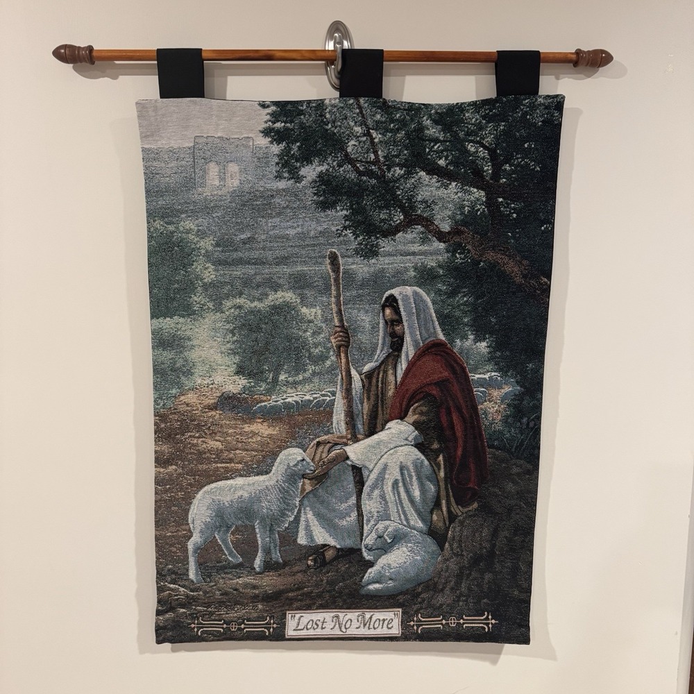 "Lost No More" Scene Home Decor Wall Hanging Tapestry WITH HANGING ROD Included